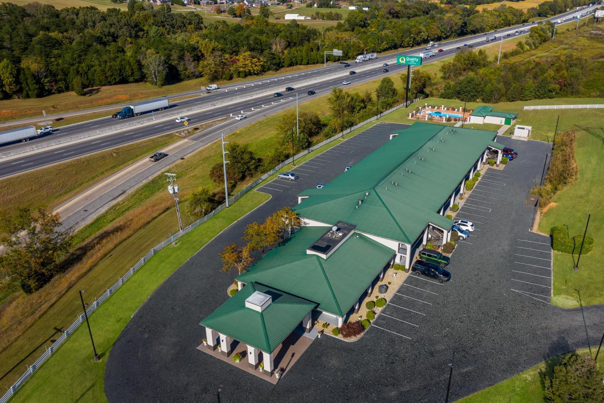 Quality Inn Дэндридж Экстерьер фото
