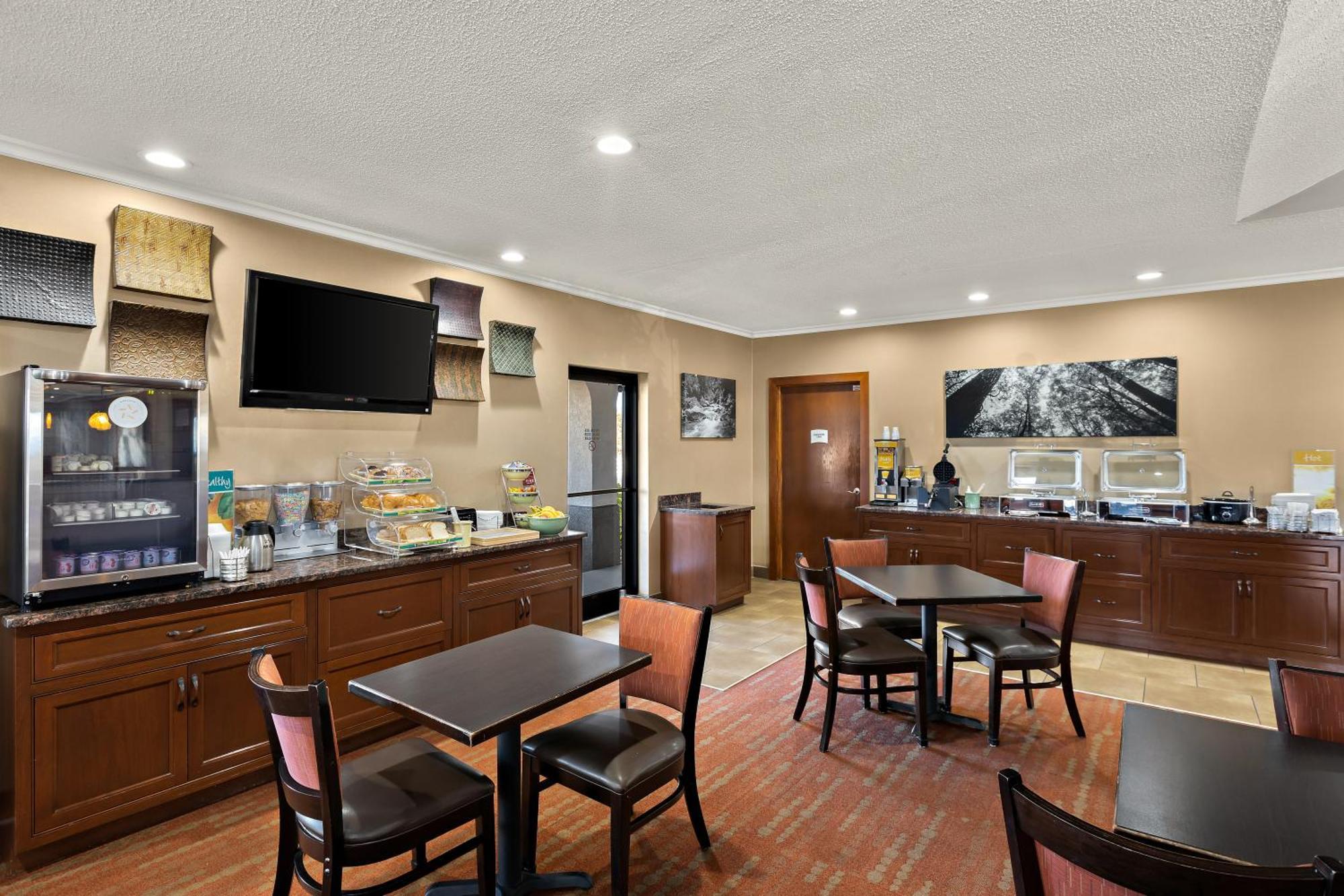 Quality Inn Дэндридж Экстерьер фото