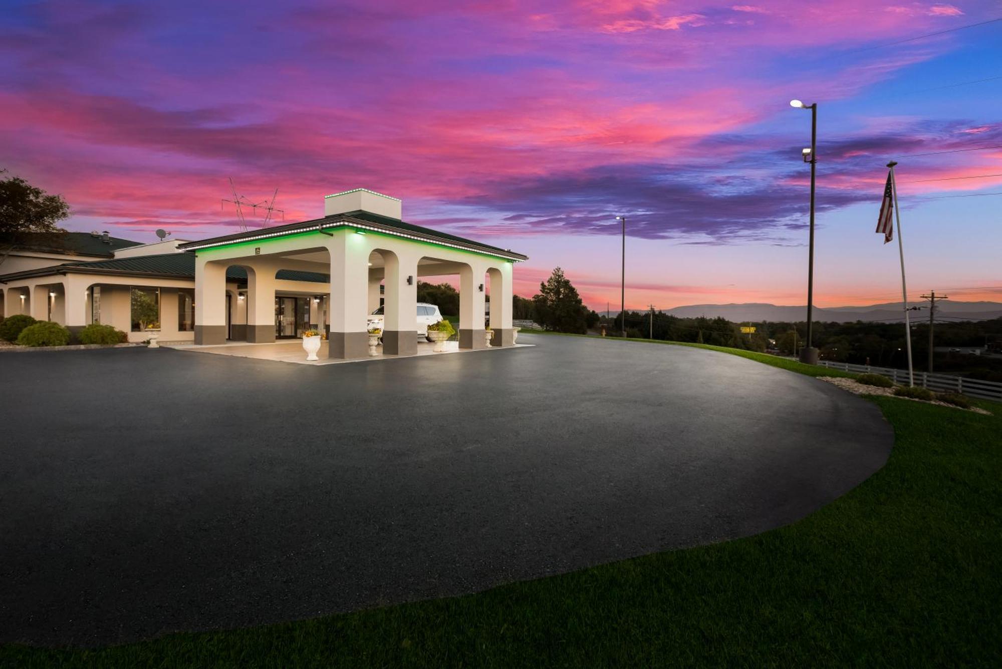 Quality Inn Дэндридж Экстерьер фото