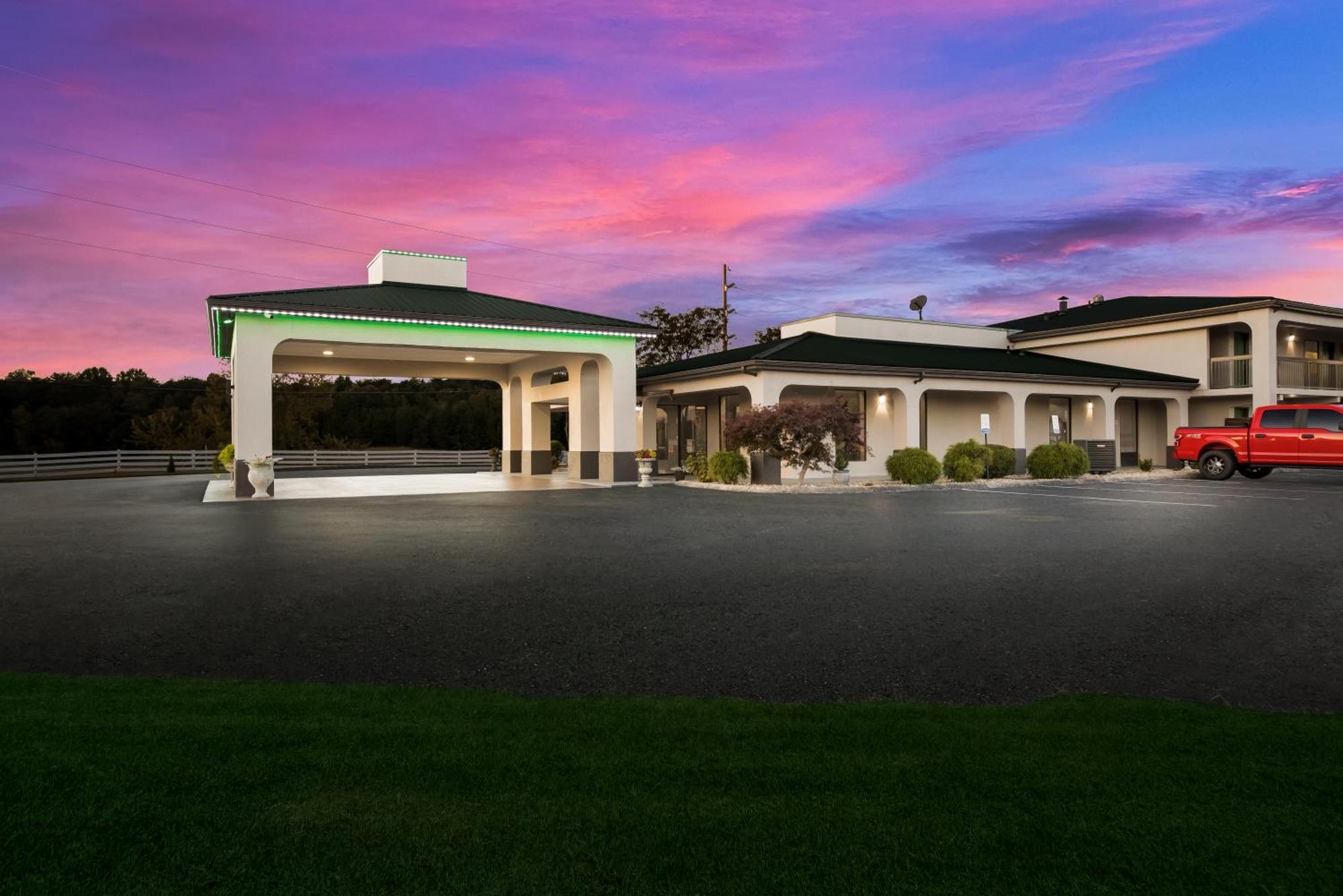 Quality Inn Дэндридж Экстерьер фото