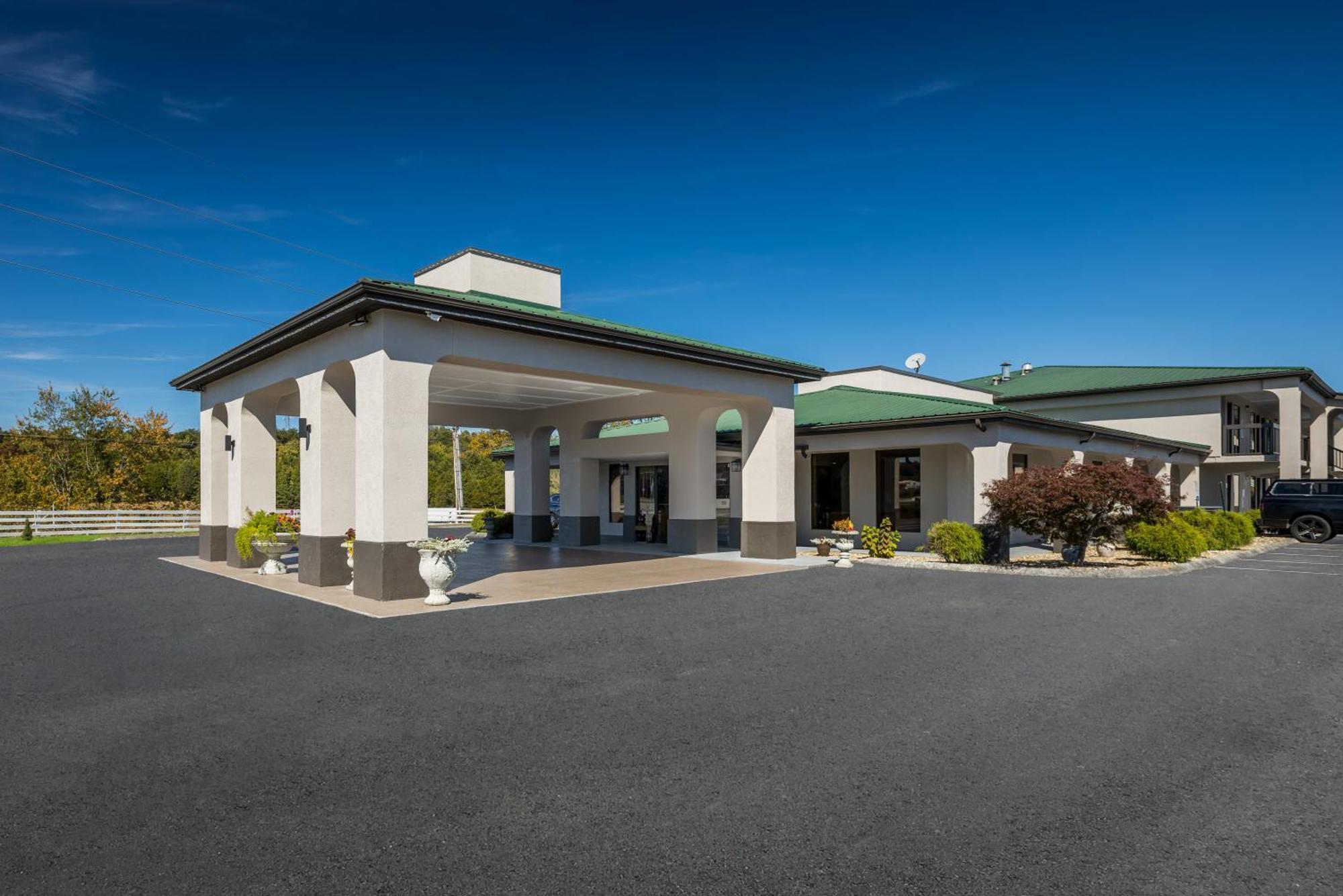 Quality Inn Дэндридж Экстерьер фото